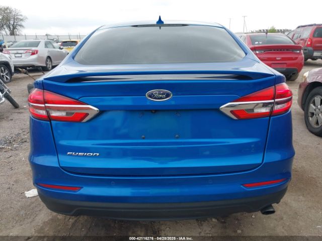3FA6P0HD8KR251595 Ford FUSION SE