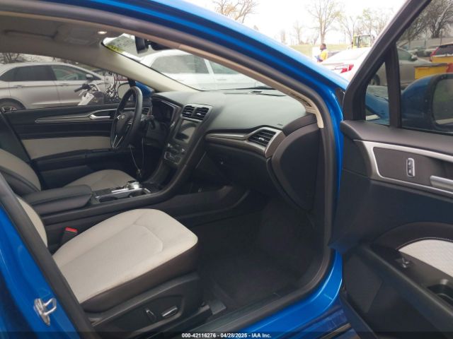 3FA6P0HD8KR251595 Ford FUSION SE
