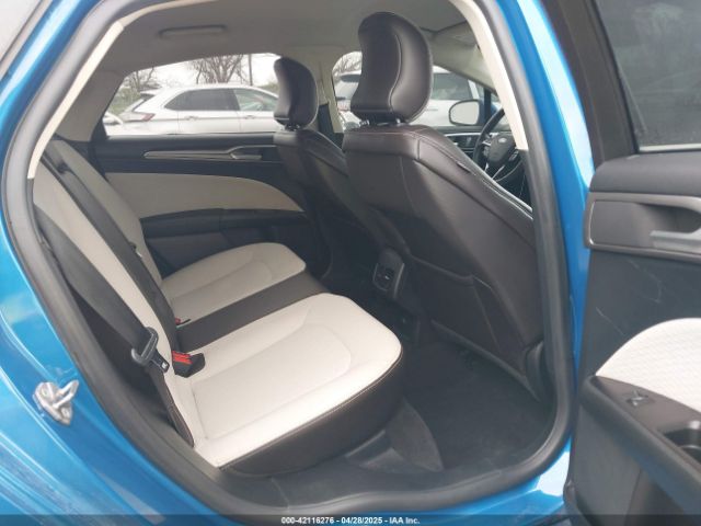 3FA6P0HD8KR251595 Ford FUSION SE