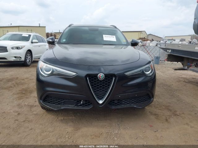 ZASFAKPN5J7B75669 Alfa Romeo Stelvio Sport Awd