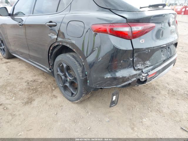 ZASFAKPN5J7B75669 Alfa Romeo Stelvio Sport Awd