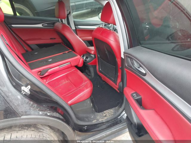 ZASFAKPN5J7B75669 Alfa Romeo Stelvio Sport Awd