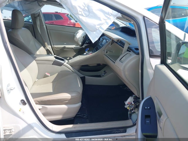 Продаж на аукціоні авто 2015 Toyota Prius Four, vin: JTDKN3DU6F0413011, номер лоту: 42116282