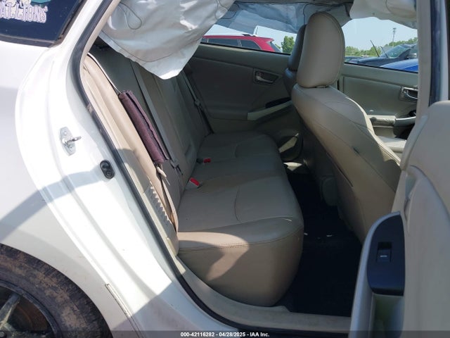 Продаж на аукціоні авто 2015 Toyota Prius Four, vin: JTDKN3DU6F0413011, номер лоту: 42116282