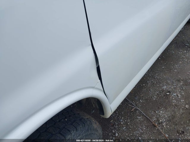 1GAZGPFG0J1329933 Chevrolet Express G3500 Lt