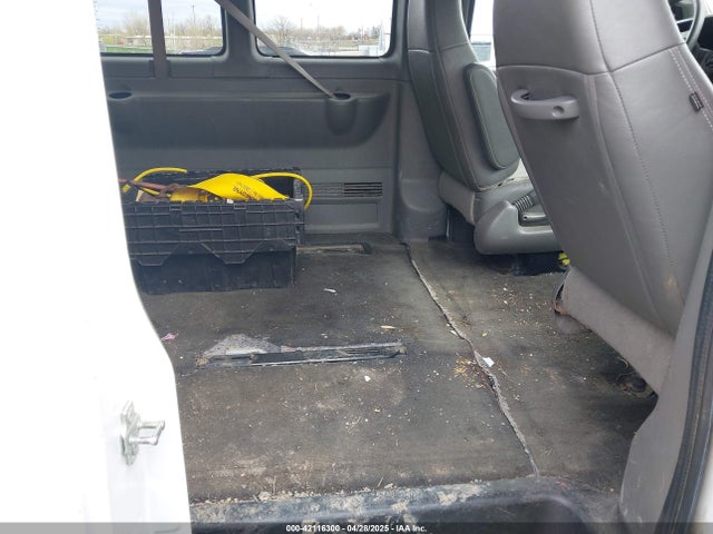 1GAZGPFG0J1329933 Chevrolet Express G3500 Lt