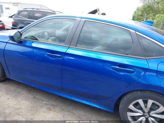 2HGFE2F28PH565667 Honda Civic Lx