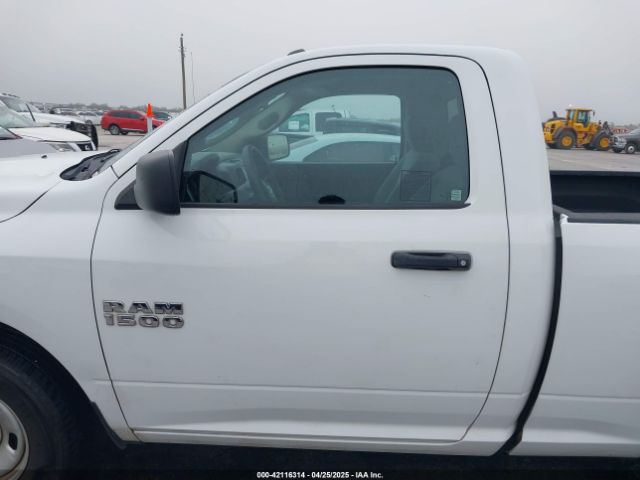 3C6JR6AG9JG252360 RAM 1500 Tradesman  4x2 6'4 Box