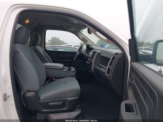3C6JR6AG9JG252360 RAM 1500 Tradesman  4x2 6'4 Box