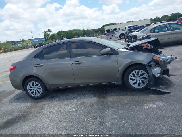 Toyota COROLLA LE 2019 5YFBURHE6KP876601 Image 13
