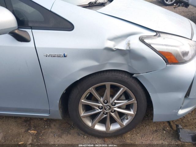 JTDZN3EU7FJ023672 Toyota Prius V Five