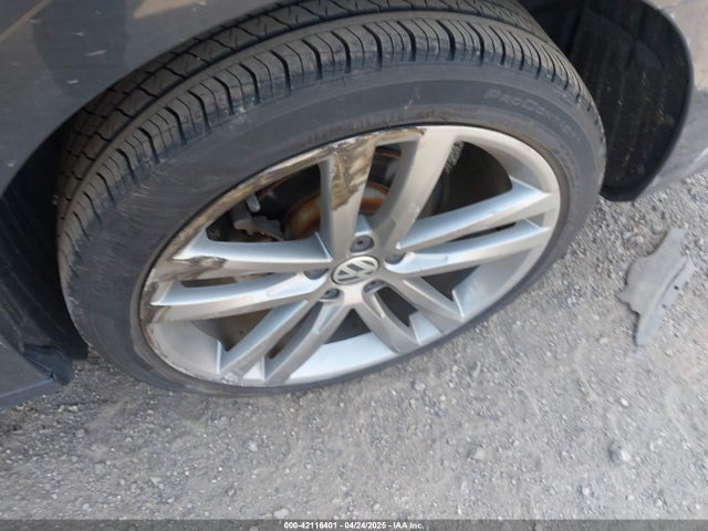1VWDT7A31HC043618 Volkswagen 1.8 tsi