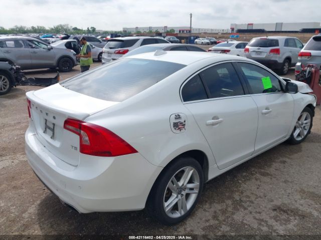 2015 VOLVO S60 YV140MFK2F2350528 Photo 3