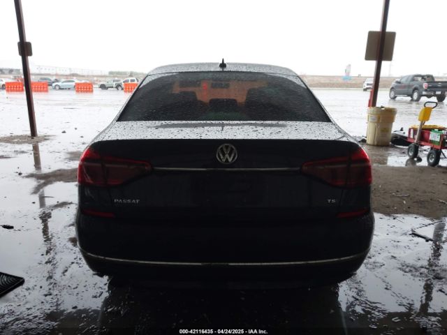 1VWDT7A31HC080524 Volkswagen Passat 1.8t R-line