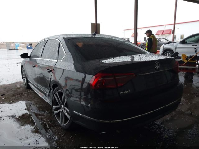 1VWDT7A31HC080524 Volkswagen Passat 1.8t R-line