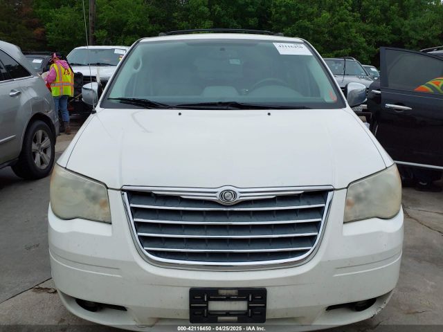 2010 CHRYSLER TOWN & COUNTRY 2A4RR5D14AR133746 Photo 5