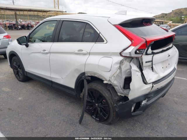 JA4AT4AA0JZ058949 Mitsubishi Eclipse Cross Le
