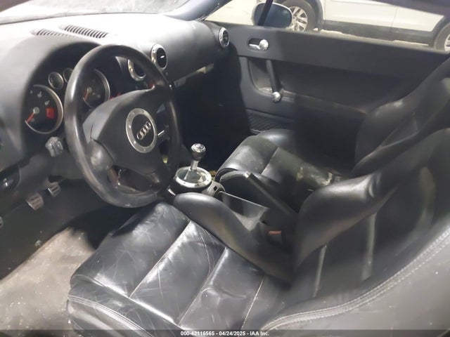 2002 AUDI TT TRUWC28N521010684 Photo 4