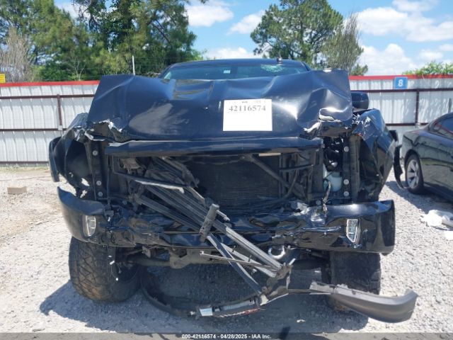 3GCUKREC7JG564924 Chevrolet Silverado 1500 2lt