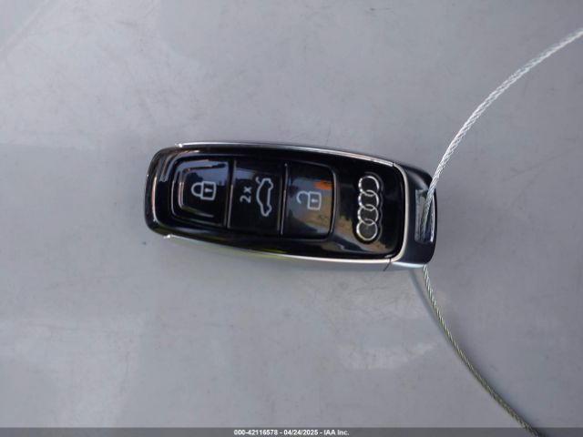 WA1LAAGE6MB002079 Audi E-tron Premium Plus Quattro