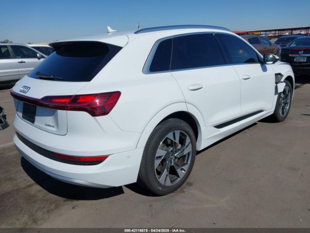 WA1LAAGE6MB002079 Audi E-tron Premium Plus Quattro