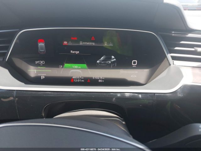 WA1LAAGE6MB002079 Audi E-tron Premium Plus Quattro