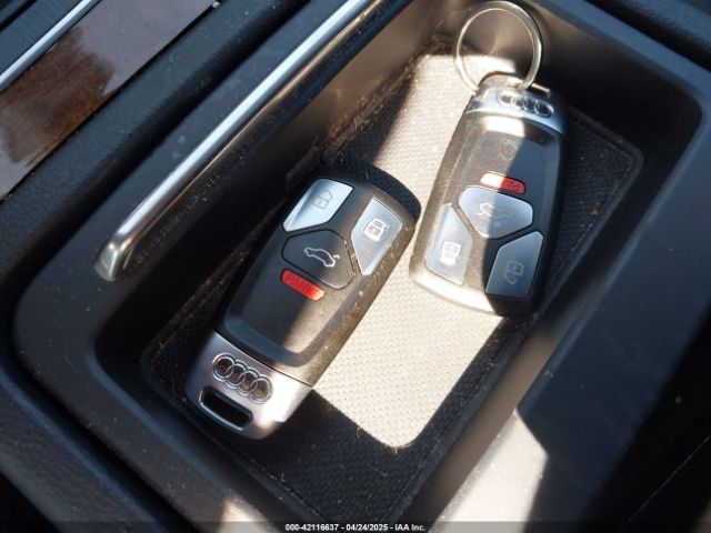 WA1ANAFY1J2003708 Audi Q5 2.0t Premium/2.0t Tech Premium