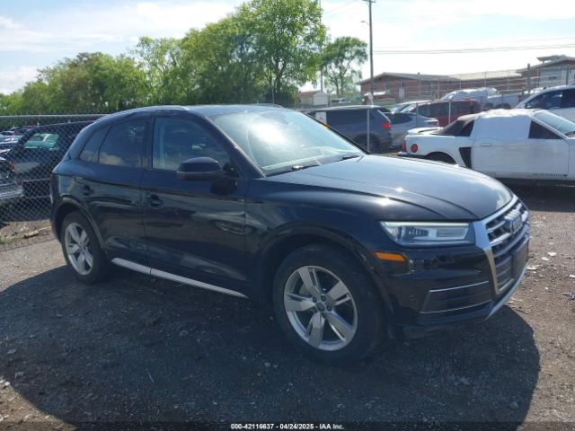 WA1ANAFY1J2003708 Audi Q5 2.0t Premium/2.0t Tech Premium