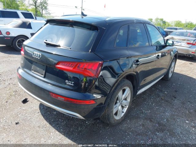 WA1ANAFY1J2003708 Audi Q5 2.0t Premium/2.0t Tech Premium
