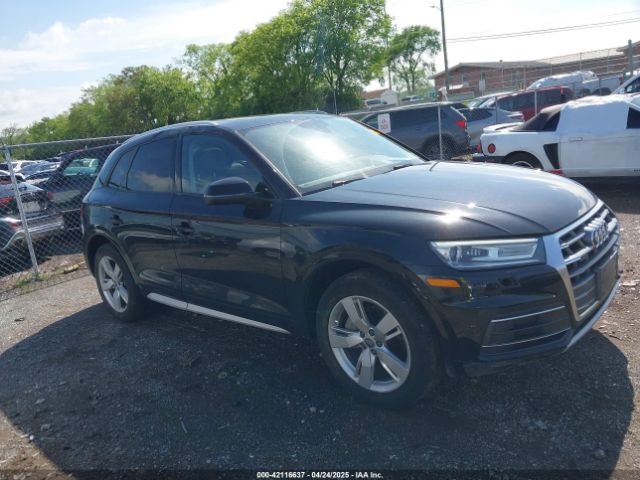 WA1ANAFY1J2003708 Audi Q5 2.0t Premium/2.0t Tech Premium