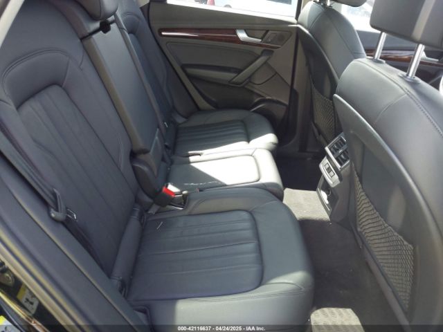 WA1ANAFY1J2003708 Audi Q5 2.0t Premium/2.0t Tech Premium