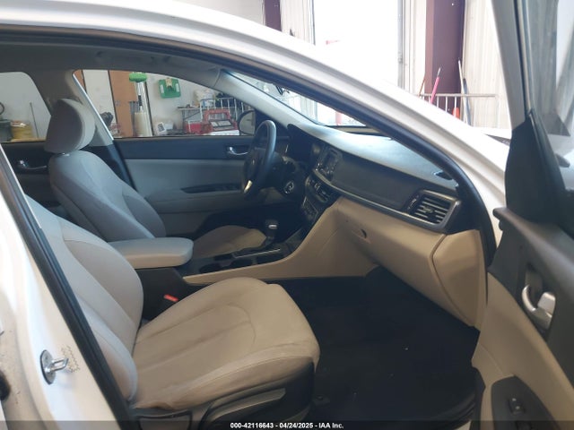 KNAGT4L35H5137739 KIA Optima Lx