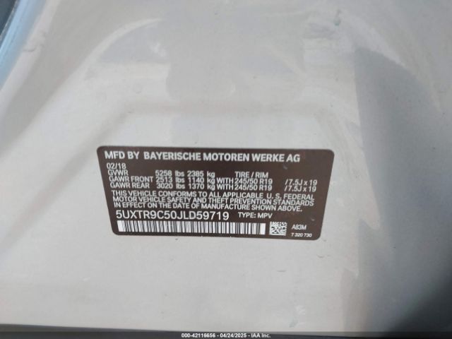 2018 BMW X3 5UXTR9C50JLD59719 Photo 8
