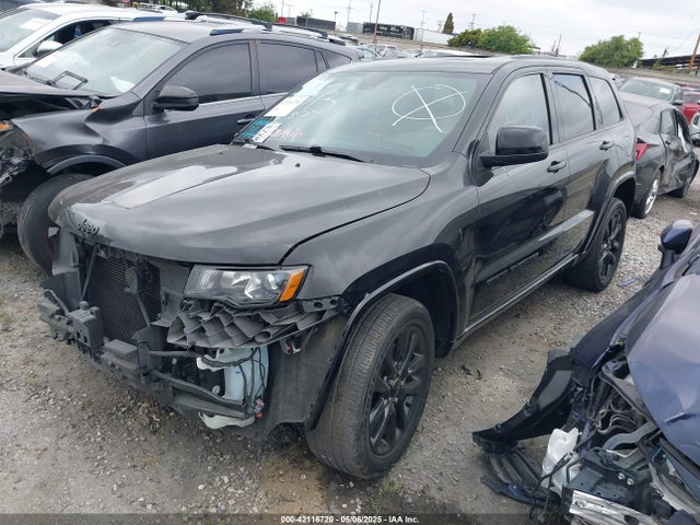 1C4RJEAG9MC681776 Jeep Grand Cherokee Laredo X 4x2