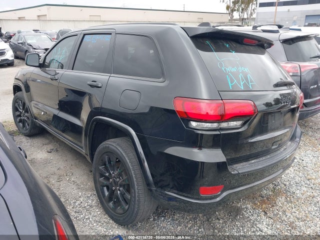 1C4RJEAG9MC681776 Jeep Grand Cherokee Laredo X 4x2