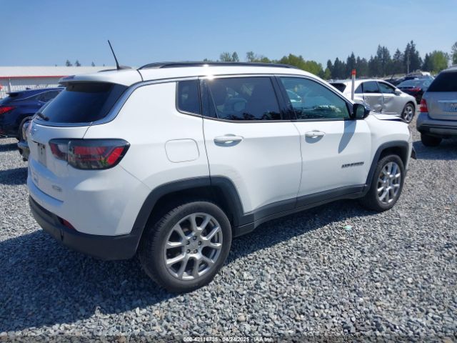 3C4NJDFB6NT164933 Jeep Compass Latitude Lux 4x4