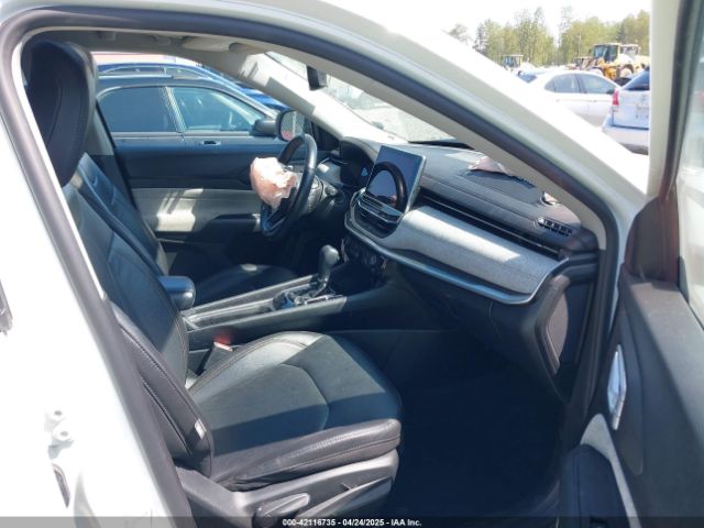 3C4NJDFB6NT164933 Jeep Compass Latitude Lux 4x4