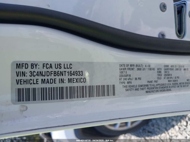 3C4NJDFB6NT164933 Jeep Compass Latitude Lux 4x4