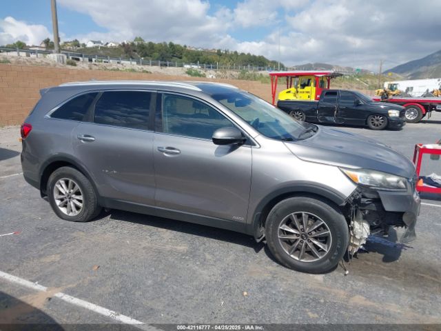 5XYPGDA31KG437240 KIA Sorento 2.4l Lx