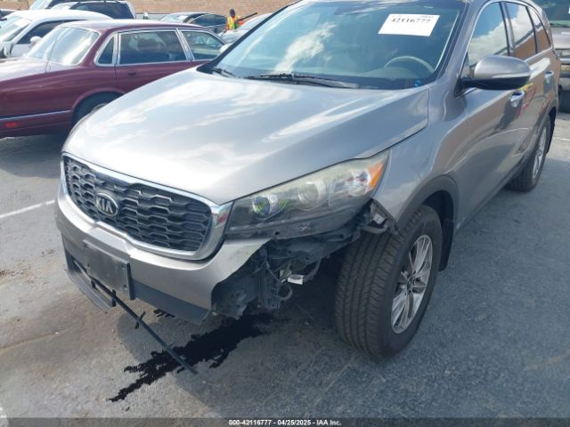 5XYPGDA31KG437240 KIA Sorento 2.4l Lx