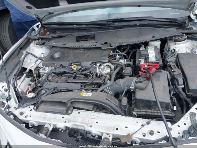 4T1T11BK7NU060416 Toyota Camry Se Awd