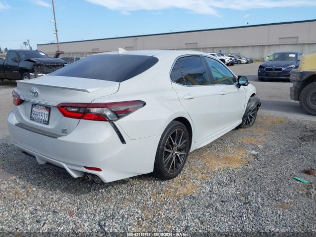 4T1T11BK7NU060416 Toyota Camry Se Awd