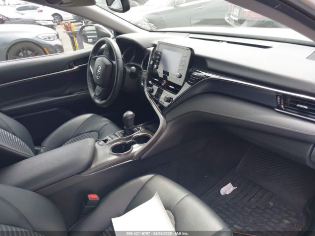 4T1T11BK7NU060416 Toyota Camry Se Awd