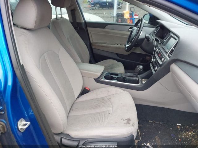 2018 HYUNDAI SONATA 5NPE34AF3JH669004 Photo 4
