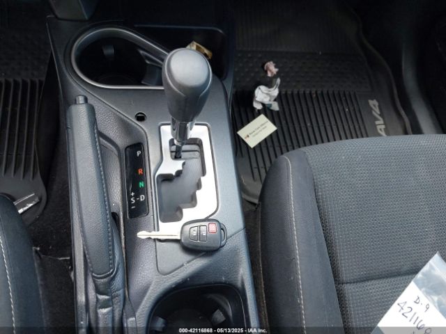 2018 TOYOTA RAV4 JTMWFREV9JJ732074 Photo 10