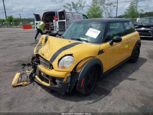 2009 MINI COOPER WMWMF33579TT69729 Photo 1