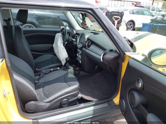 2009 MINI COOPER WMWMF33579TT69729 Photo 4