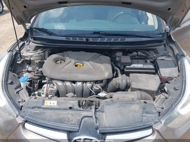 5NPDH4AE3EH519825 Hyundai ELANTRA SE