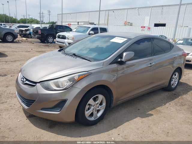 5NPDH4AE3EH519825 Hyundai ELANTRA SE