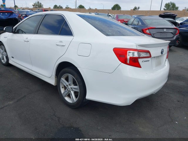 4T1BD1FKXEU138099 Toyota Camry Hybrid Se Limited Edition